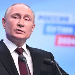 Elecciones presidenciales en Rusia.
Putin Presidente hasta 2030